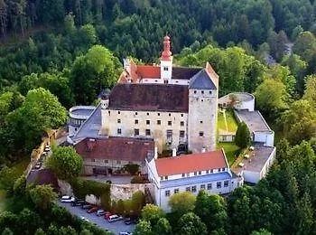 Hotel Schloss Krumbach 4*