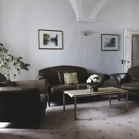 Schloss Krumbach 4*