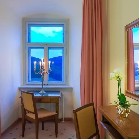 Schloss Krumbach 4*