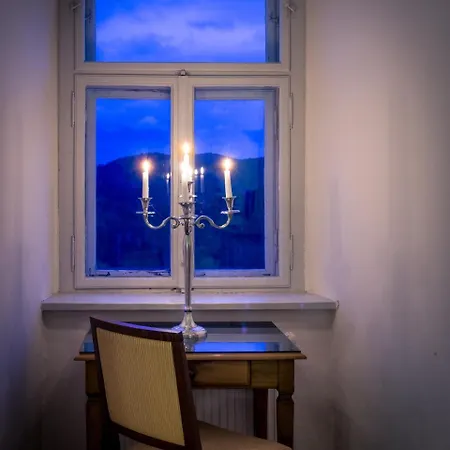 Schloss Krumbach Hotel