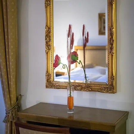 Schloss Krumbach Hotel 4*